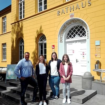 Ratzeburger Stadtverwaltung begrüßt ihre neuen Auszubildenden