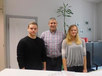 Zwei neue Auszubildende starten bei der Stadt Ratzeburg